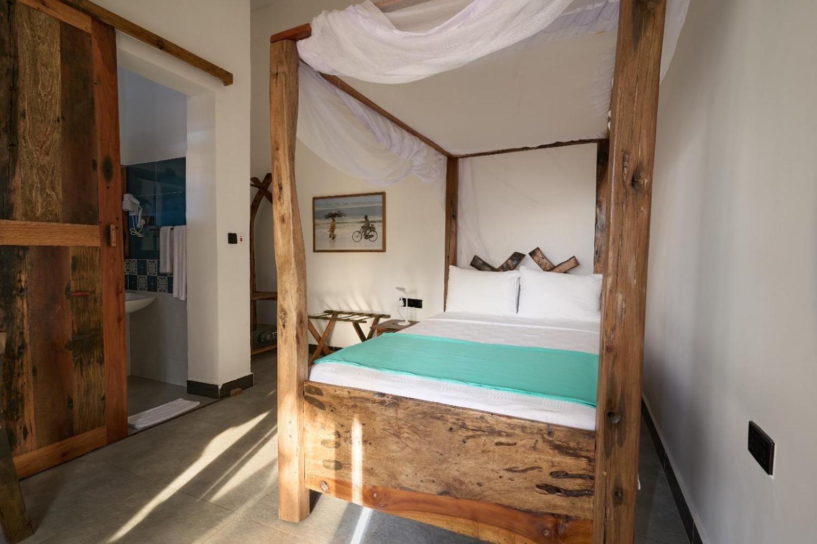 Dhow Beach Boutique Hotel Nungwi Bagian luar foto