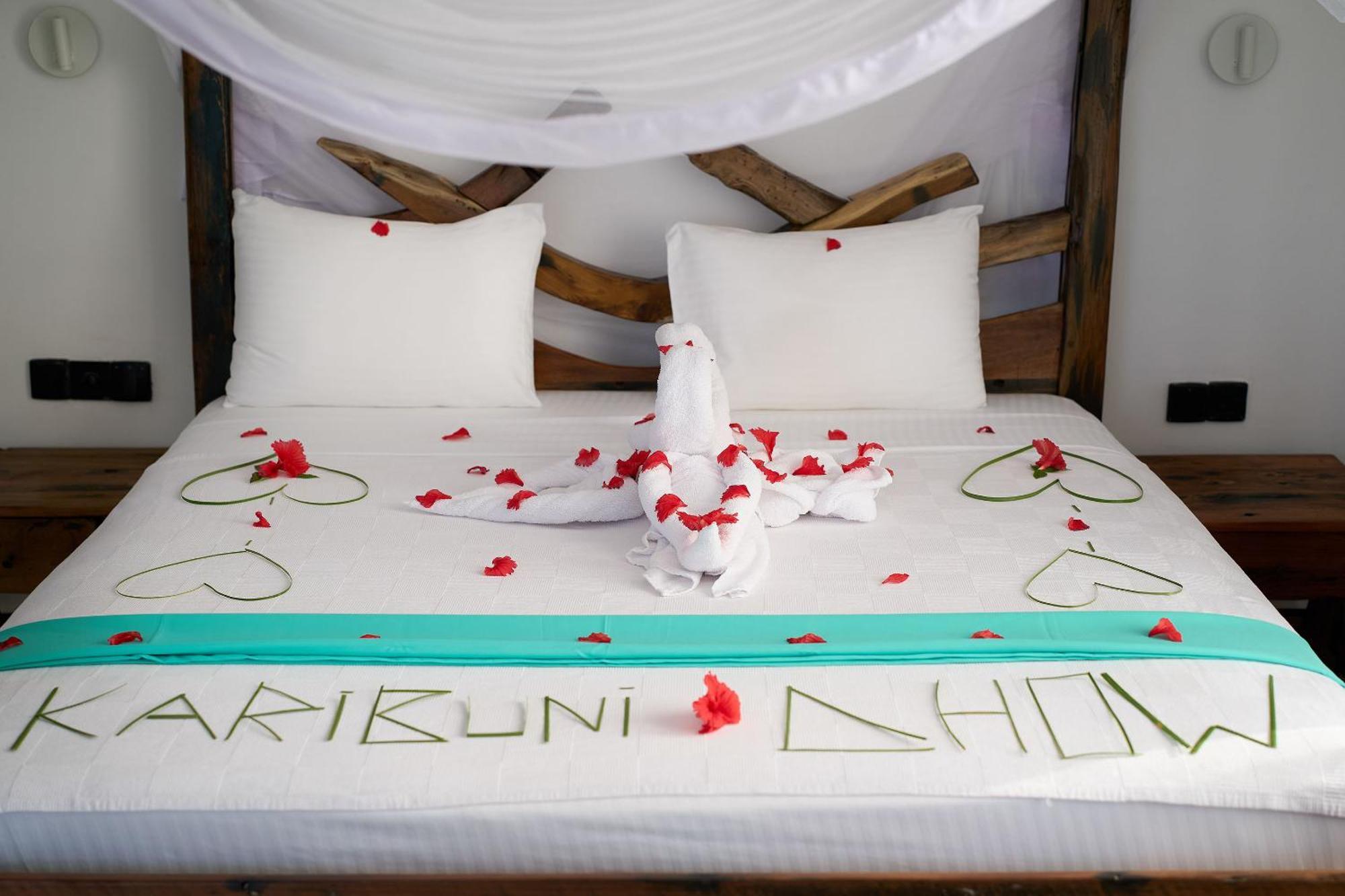 Dhow Beach Boutique Hotel Nungwi Bagian luar foto